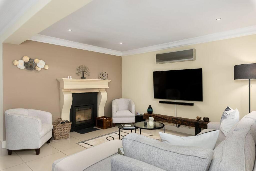 The Tram Home Stay Franschhoek Εξωτερικό φωτογραφία