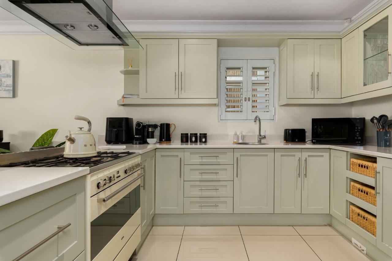 The Tram Home Stay Franschhoek Εξωτερικό φωτογραφία